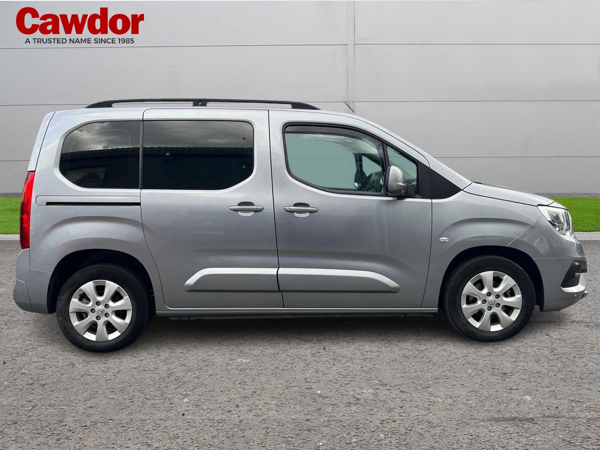 Used Vauxhall Combo Life 2020 for sale - 76475061: Photo 2