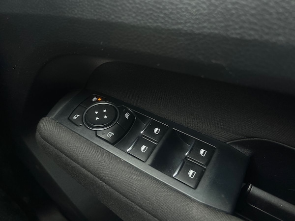 Used Volkswagen Amarok 2023 for sale - 75471027: Photo 16