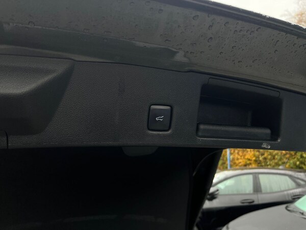 Used Ford Kuga 2022 for sale - 76140071: Photo 25