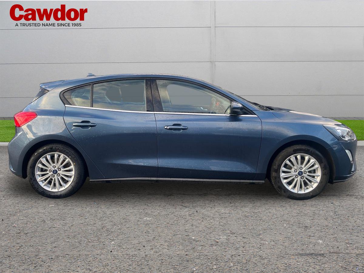 Used Ford Focus 2019 for sale - 76874706: Photo 2