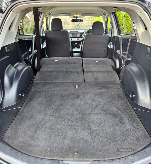 Used Toyota RAV4 2015 for sale - 76043681: Photo 9
