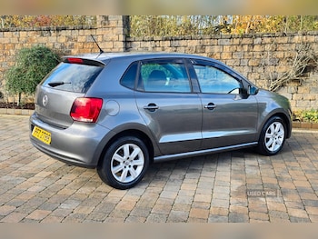 Used Volkswagen Polo 2013 for sale - 76500277: Photo