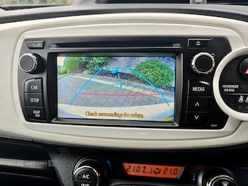 Used Toyota Yaris 2013 for sale - 79084961: Photo