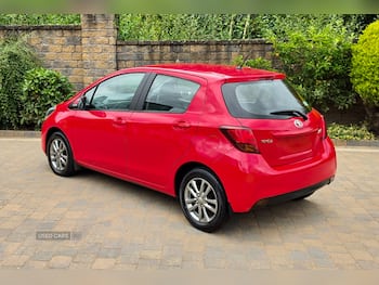 Used Toyota Yaris 2015 for sale - 79658883: Photo
