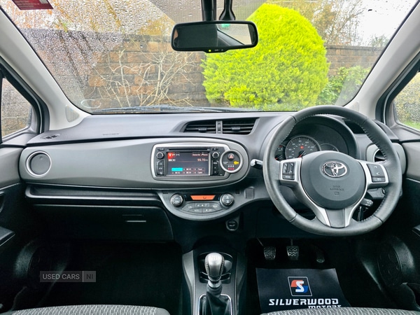 Used Toyota Yaris 2014 for sale - 76513867: Photo 2