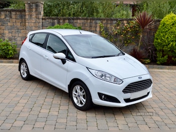 Used Ford Fiesta 2015 for sale - 76002624: Photo