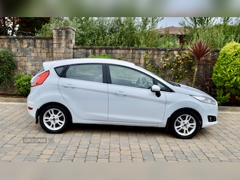 Used Ford Fiesta 2015 for sale - 76002624: Photo