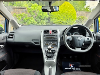 Used Toyota Auris 2011 for sale - 79159351: Photo
