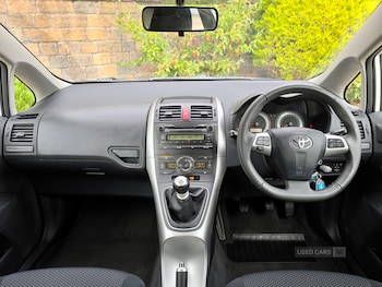 Used Toyota Auris 2011 for sale - 78388510: Photo