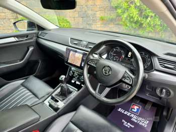 Used Skoda Superb 2019 for sale - 74752252: Photo
