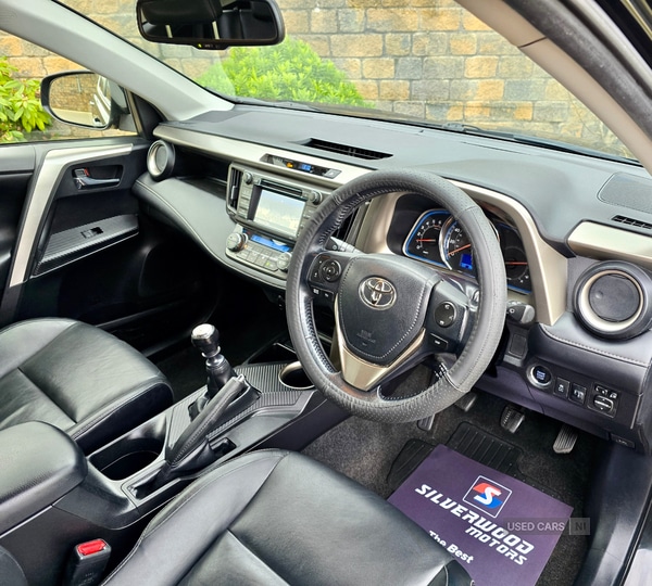 Used Toyota RAV4 2014 for sale - 78008040: Photo 2