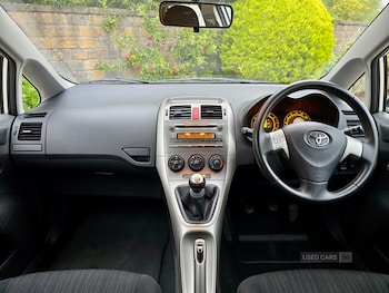 Used Toyota Auris 2007 for sale - 76110212: Photo
