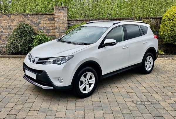 Used Toyota RAV4 2015 for sale - 76802819: Photo 10
