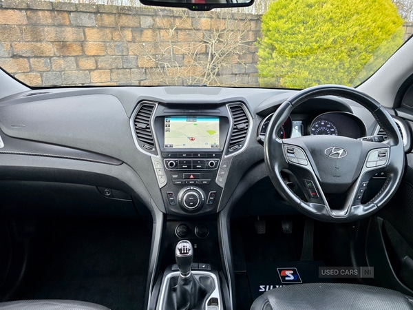 Used Hyundai Santa Fe 2018 for sale - 77144820: Photo 2