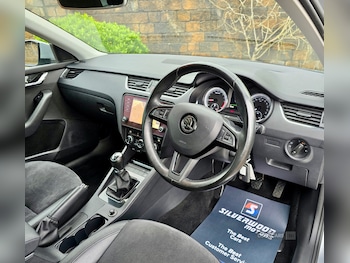 Used Skoda Octavia 2017 for sale - 77684710: Photo