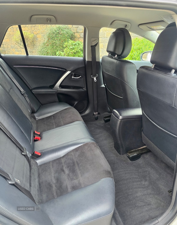 Used Toyota Avensis 2014 for sale - 76474166: Photo 4