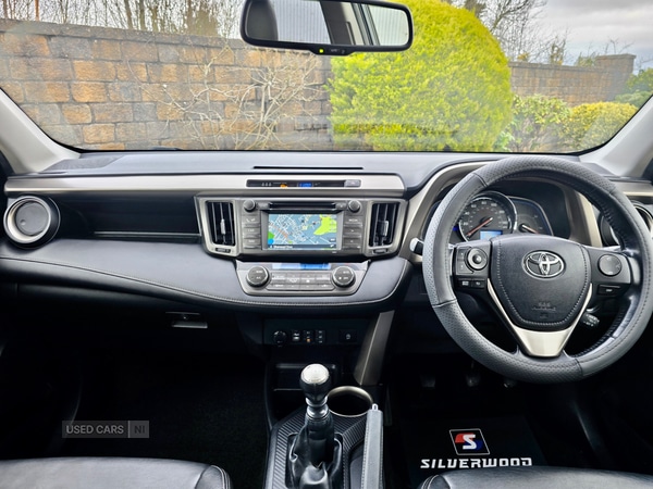 Used Toyota RAV4 2015 for sale - 77659601: Photo 8