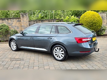 Used Skoda Superb 2017 for sale - 78549413: Photo