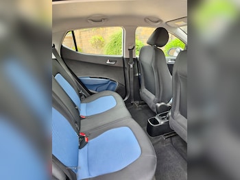 Used Hyundai i10 2016 for sale - 79293000: Photo