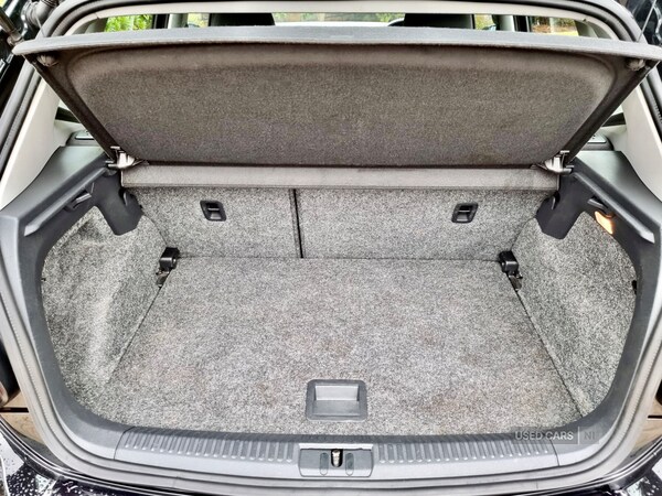 Used Volkswagen Polo 2014 for sale - 76381396: Photo 8