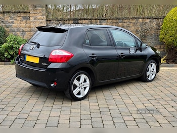 Used Toyota Auris 2011 for sale - 79039644: Photo