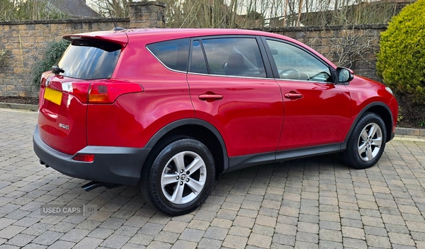 Used Toyota RAV4 2015 for sale - 77799608: Photo 2