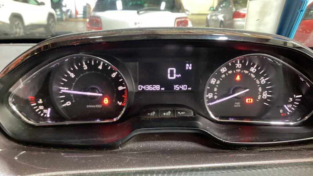 Used Peugeot 2008 2014 for sale - 77537767: Photo 24