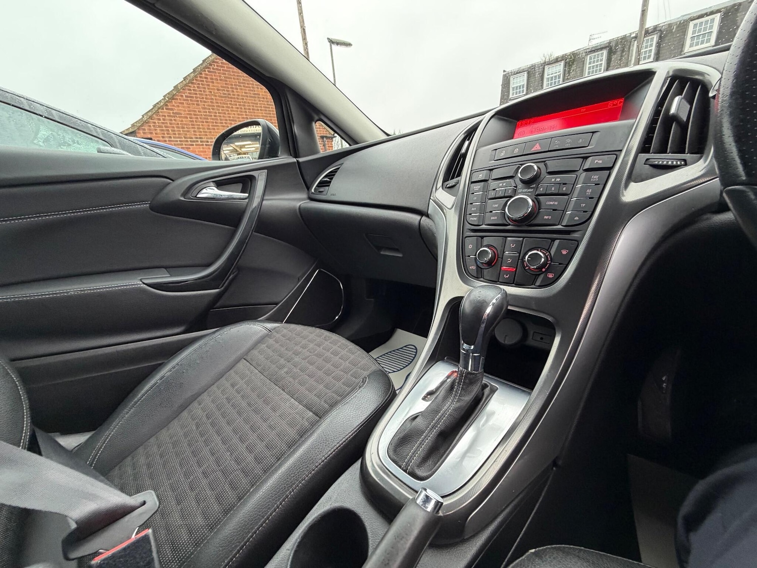 Used Vauxhall Astra GTC 2015 for sale - 77109203: Photo 11