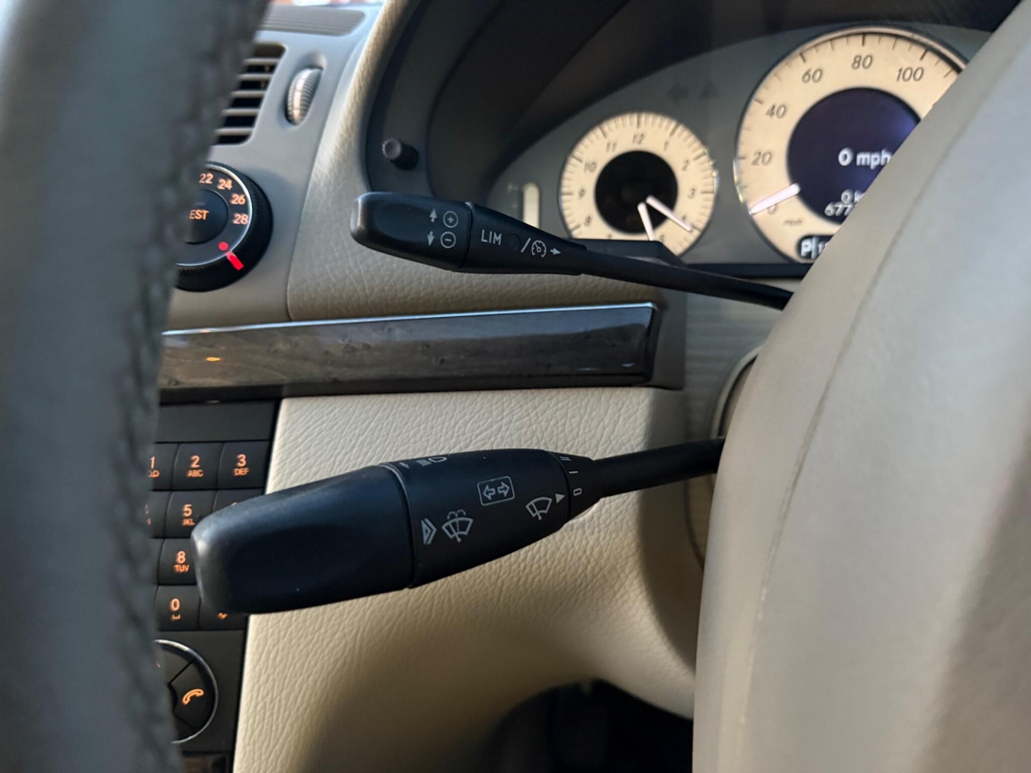 Used Mercedes-Benz E Class 2004 for sale - 76658337: Photo 14