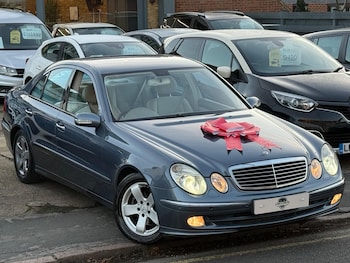 Used Mercedes-Benz E Class 2004 for sale - 76658337: Photo