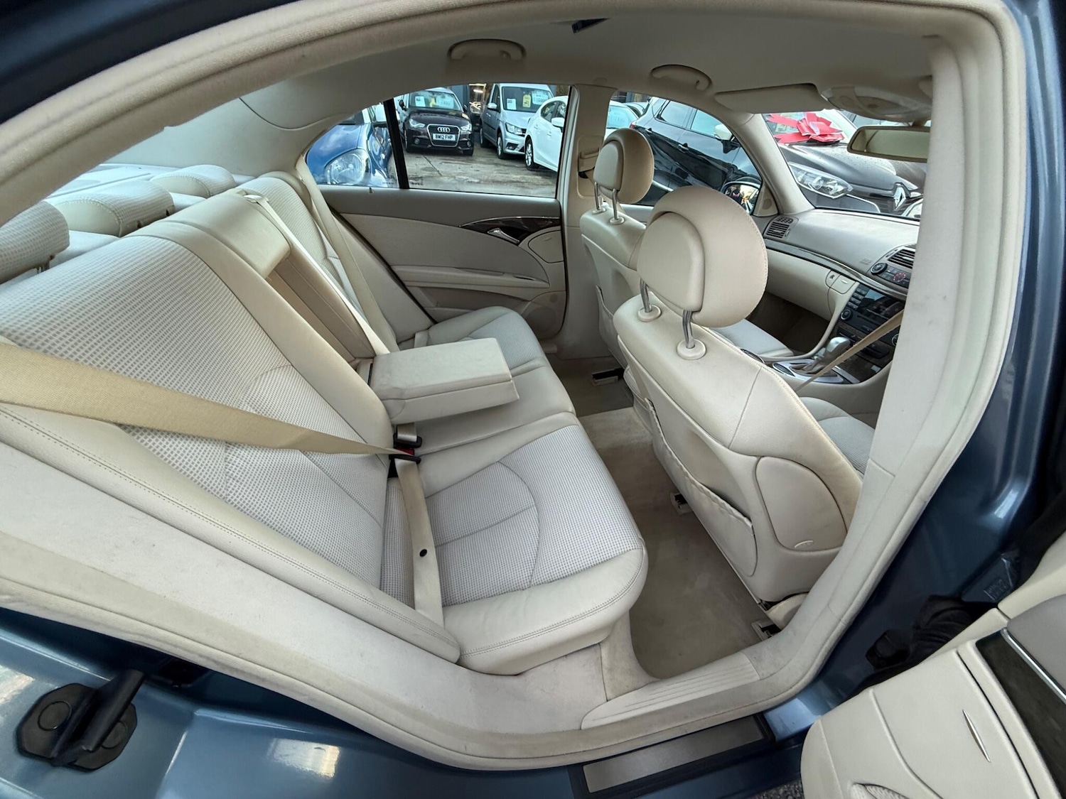 Used Mercedes-Benz E Class 2004 for sale - 76658337: Photo 24