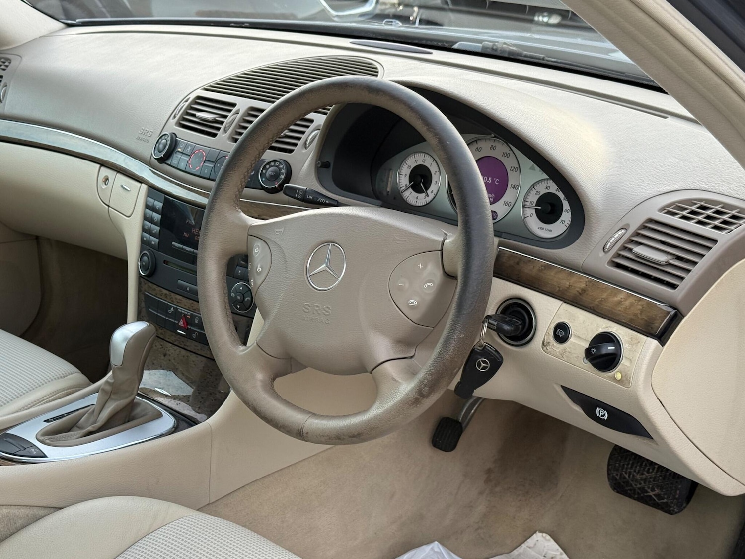 Used Mercedes-Benz E Class 2004 for sale - 76658337: Photo 28