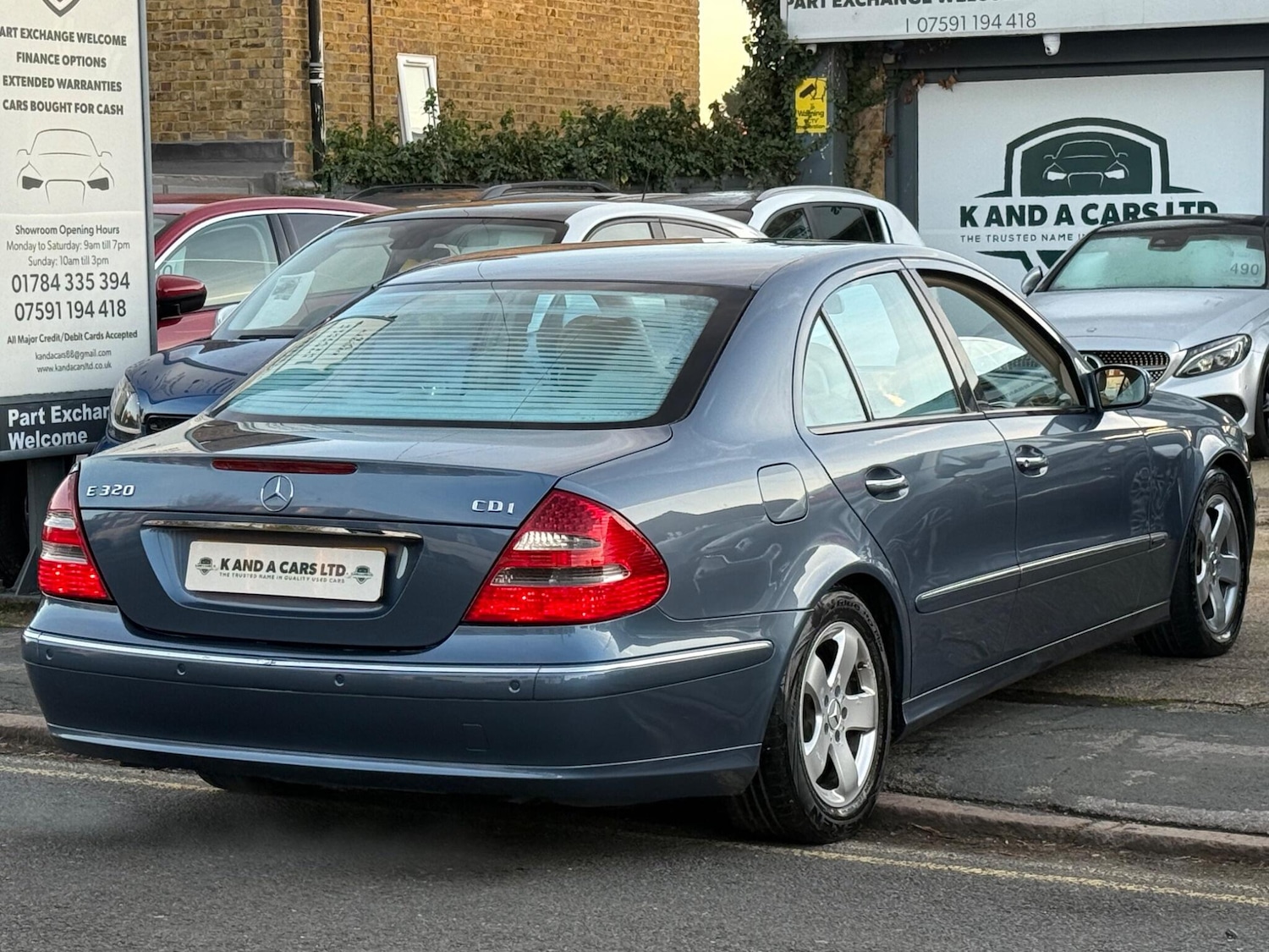 Used Mercedes-Benz E Class 2004 for sale - 76658337: Photo 5