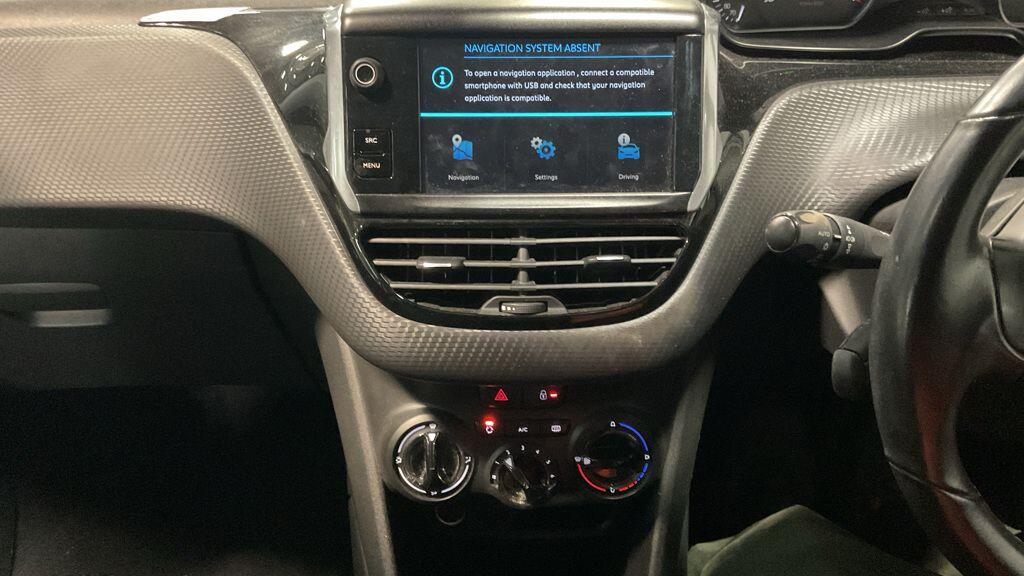 Used Peugeot 208 2018 for sale - 76771745: Photo 16