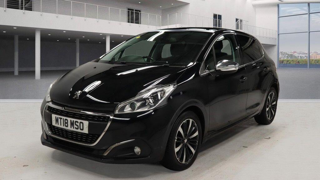 Used Peugeot 208 2018 for sale - 76771745: Photo 2