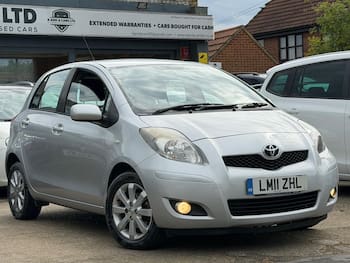 Used Toyota Yaris 2011 for sale - 79698200: Photo