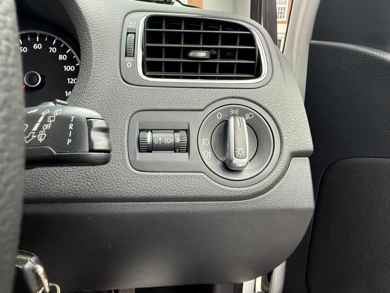 Used Volkswagen Polo 2013 for sale - 76122637: Photo 15
