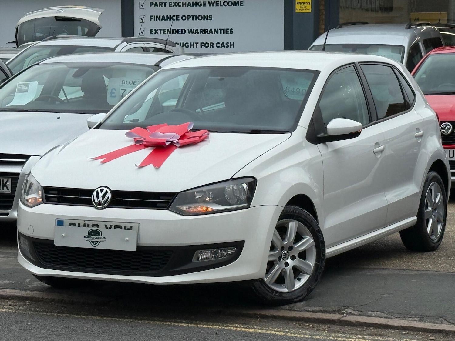 Used Volkswagen Polo 2013 for sale - 76122637: Photo 2