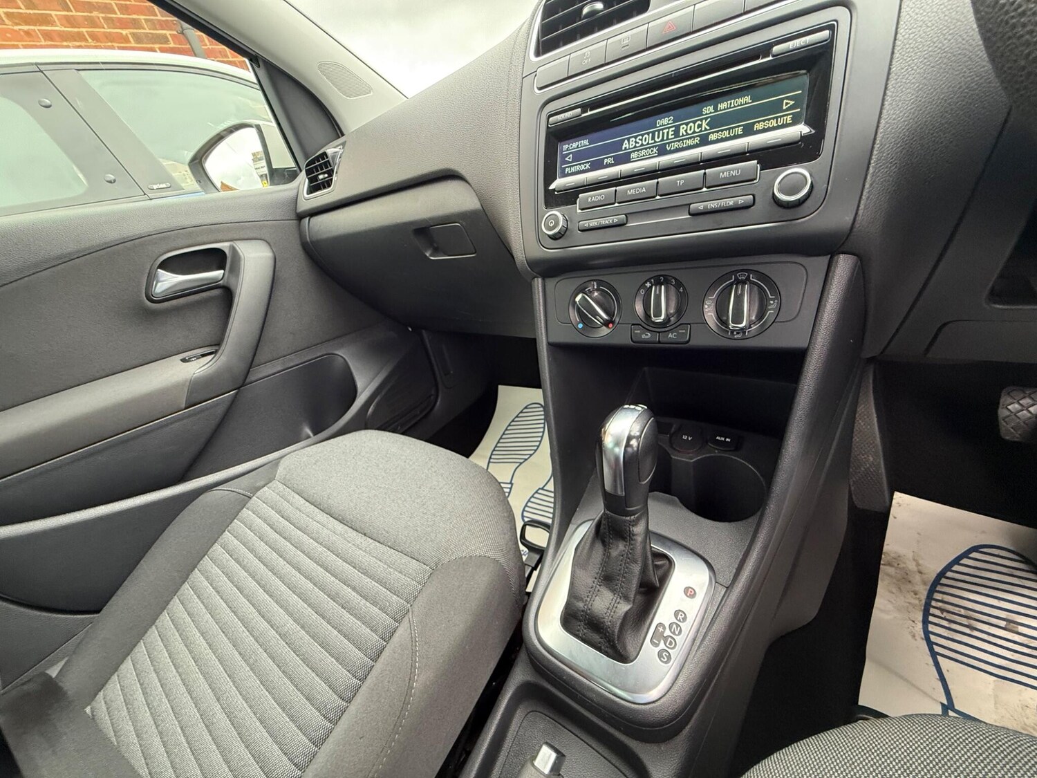 Used Volkswagen Polo 2013 for sale - 76122637: Photo 26