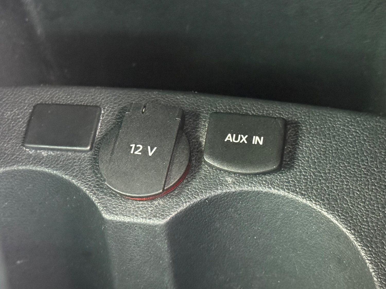 Used Volkswagen Polo 2013 for sale - 76122637: Photo 28