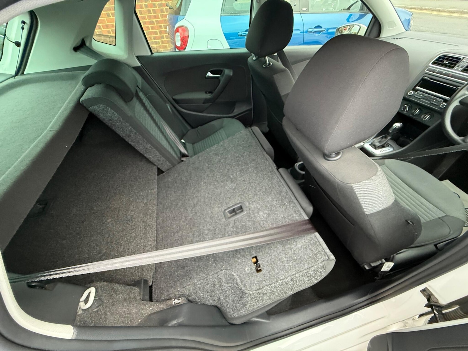Used Volkswagen Polo 2013 for sale - 76122637: Photo 39