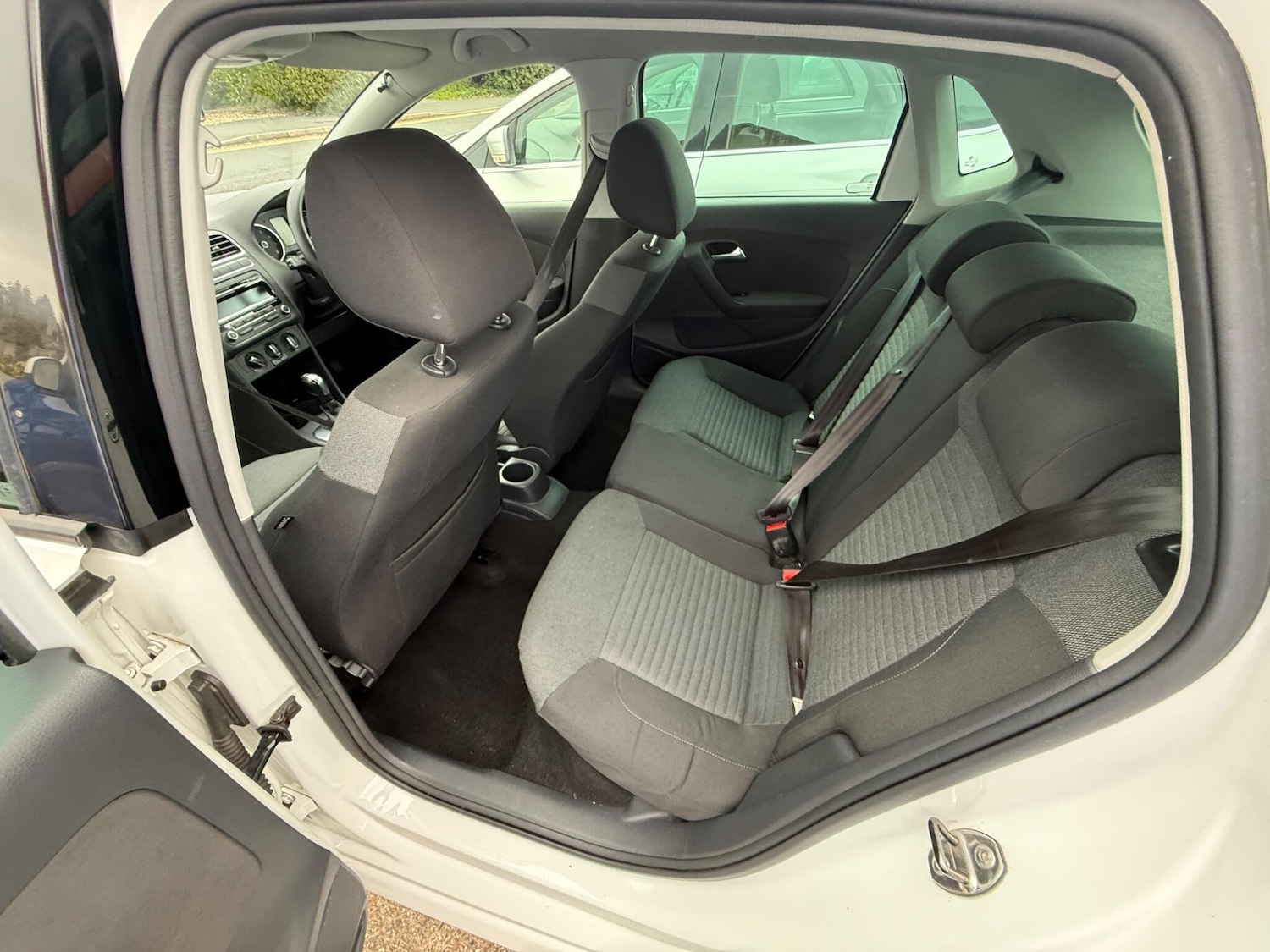 Used Volkswagen Polo 2013 for sale - 76122637: Photo 46