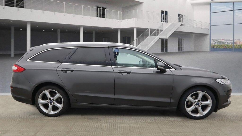 Used Ford Mondeo 2017 for sale - 76632970: Photo 17