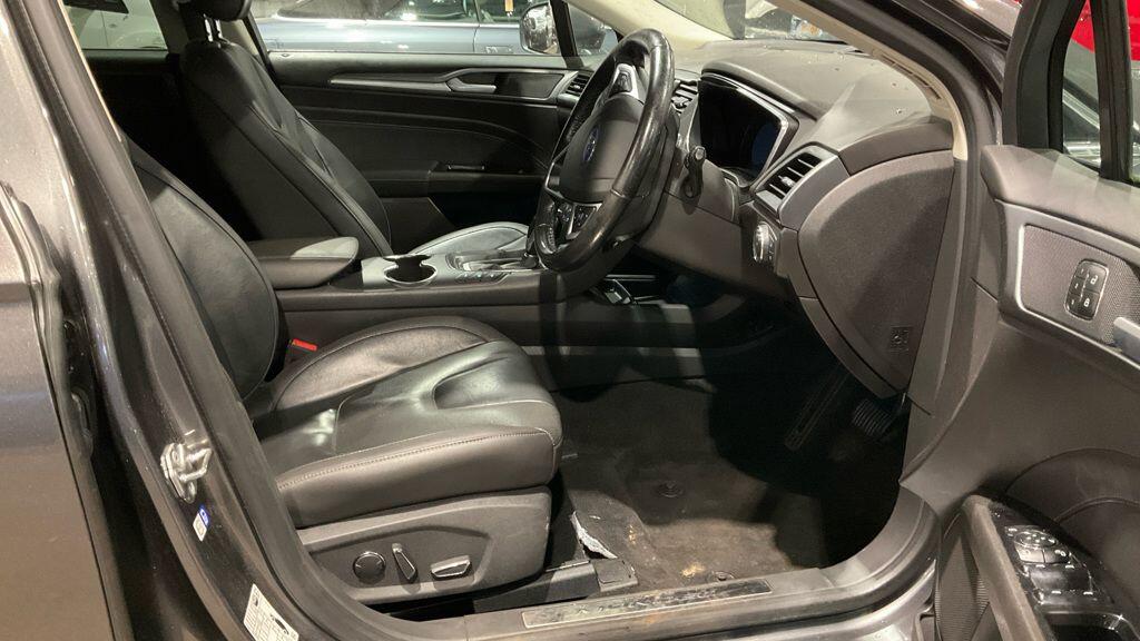 Used Ford Mondeo 2017 for sale - 76632970: Photo 21