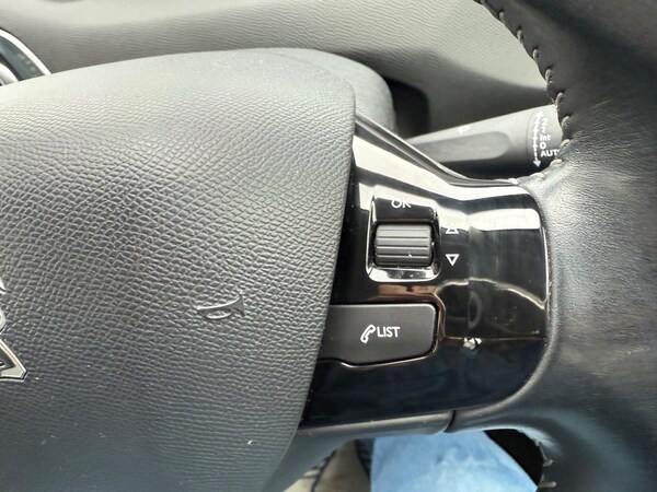 Used Peugeot 308 SW 2016 for sale - 76214291: Photo 16
