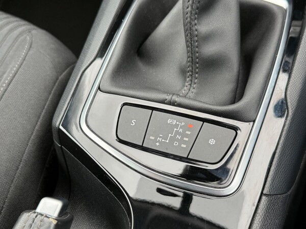 Used Peugeot 308 SW 2016 for sale - 76214291: Photo 35