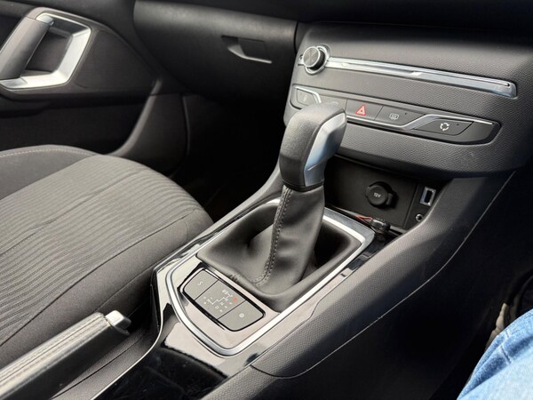 Used Peugeot 308 SW 2016 for sale - 76214291: Photo 38