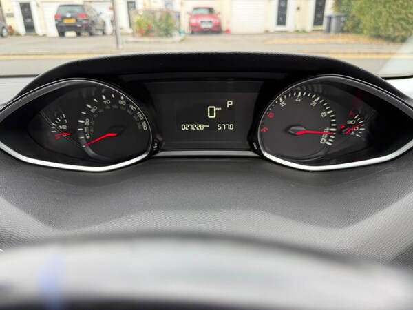 Used Peugeot 308 SW 2016 for sale - 76214291: Photo 41