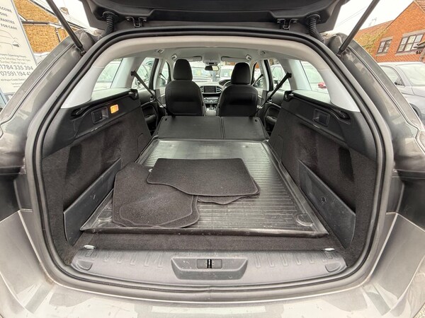Used Peugeot 308 SW 2016 for sale - 76214291: Photo 52