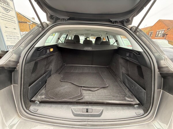 Used Peugeot 308 SW 2016 for sale - 76214291: Photo 53